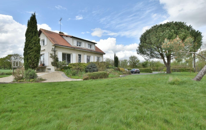  Agence Michel ROUIL House | CHOLET (49300) | 148 m2 | 275 000 € 